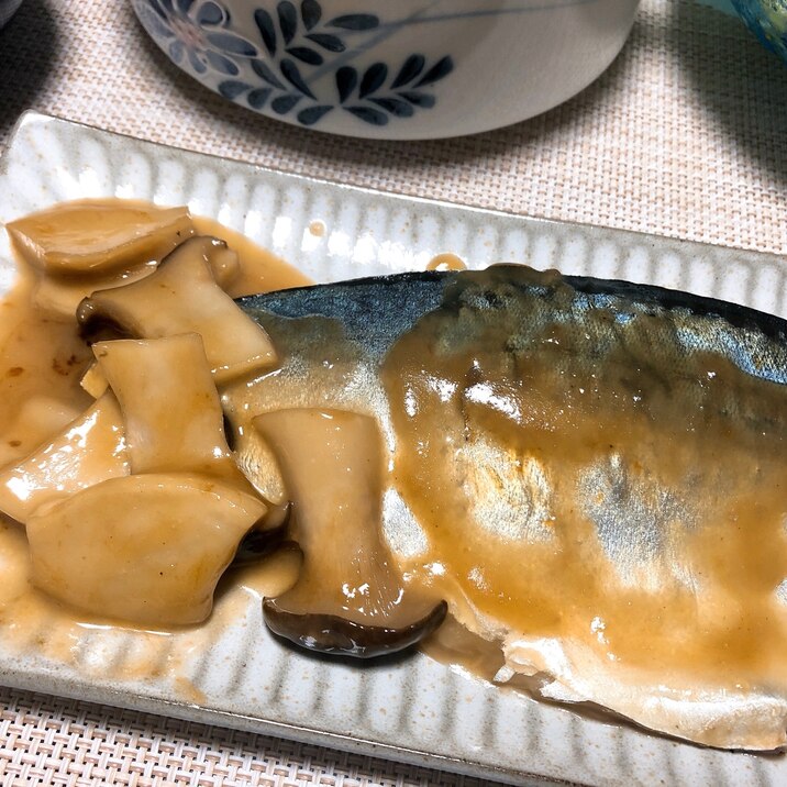 白味噌でサバの味噌煮